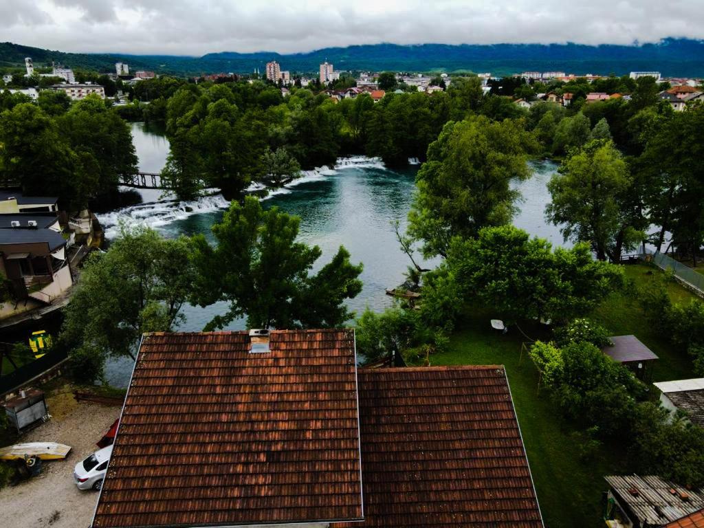 Holiday Home Waterfall View Bihać Exteriér fotografie