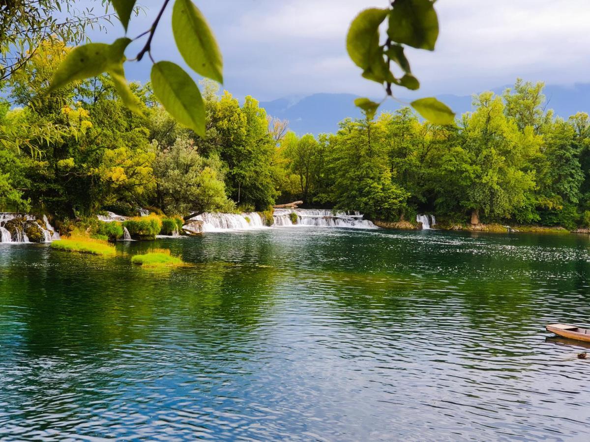 Holiday Home Waterfall View Bihać Exteriér fotografie