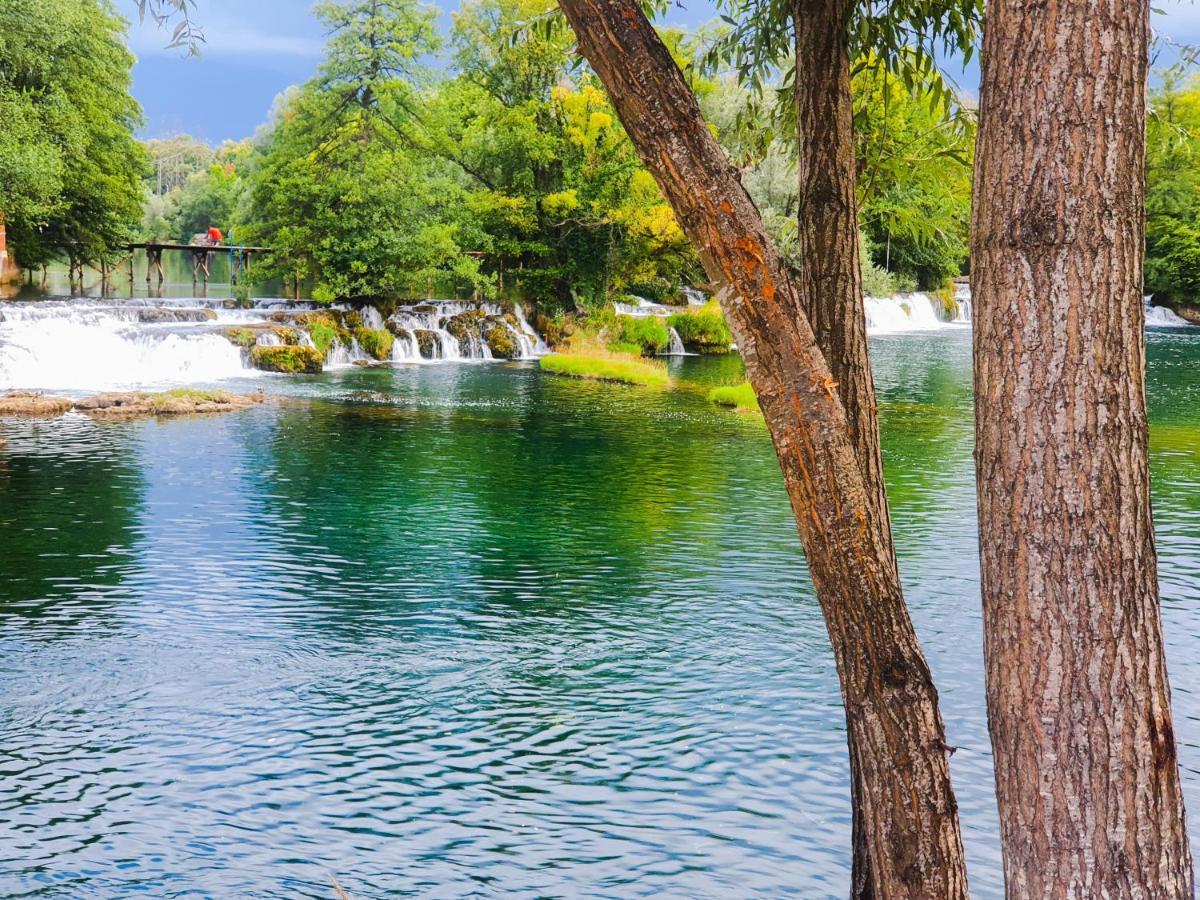 Holiday Home Waterfall View Bihać Exteriér fotografie